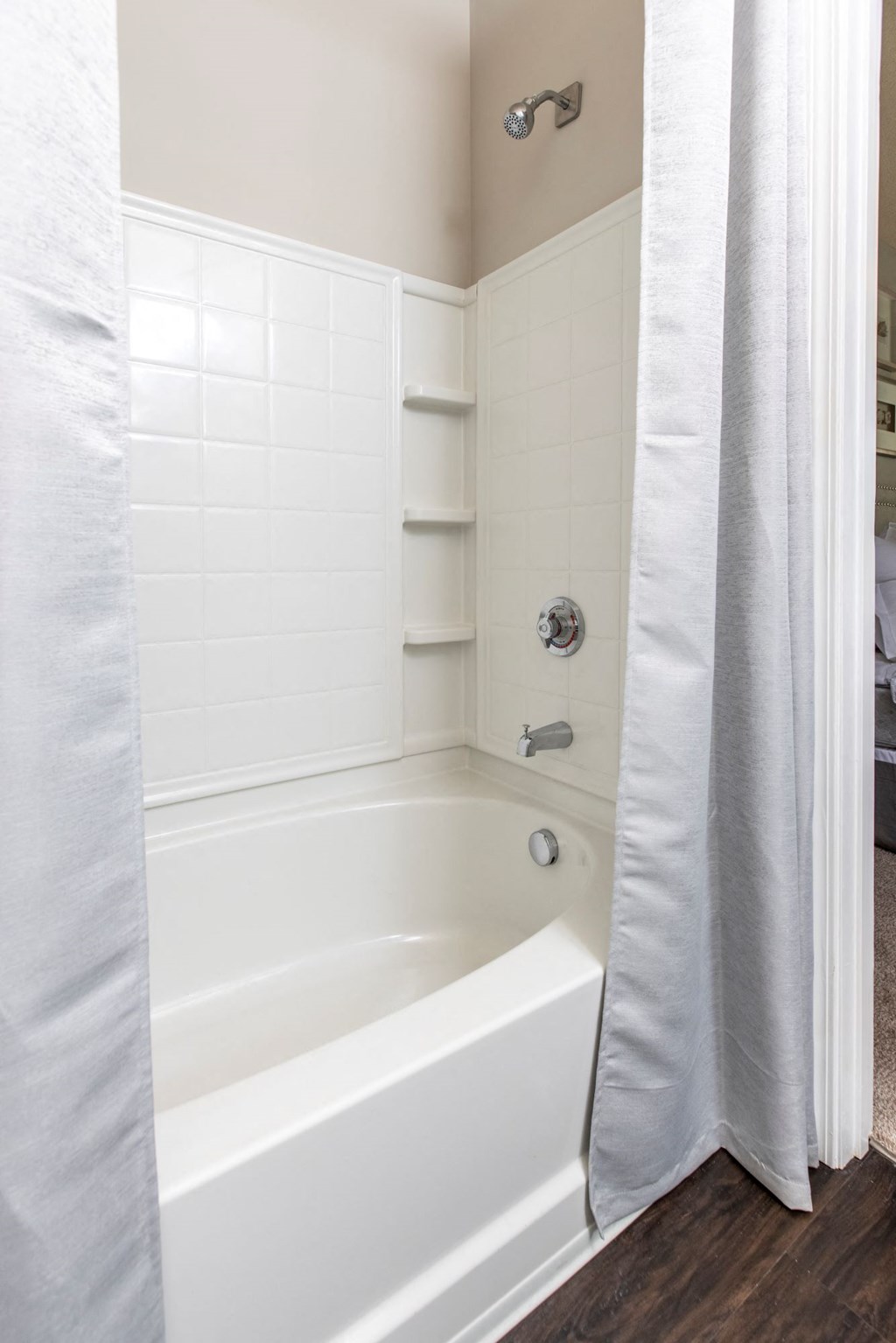 Primary bathroom garden tub at Ansley at Town Center in Evans GA