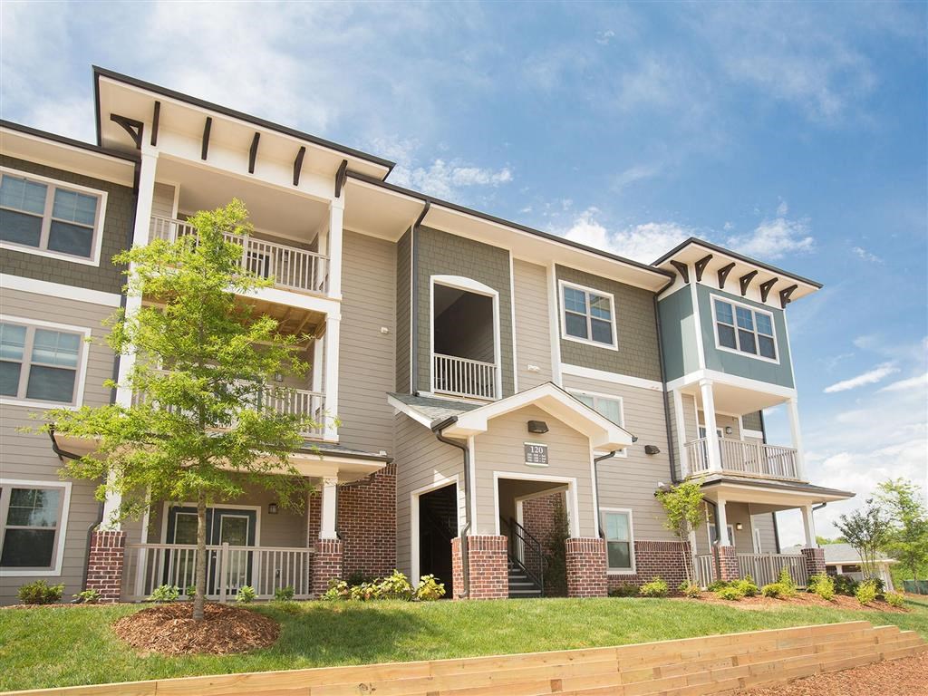 Exterior Building View at Ansley at Roberts Lake, North Carolina, 28704