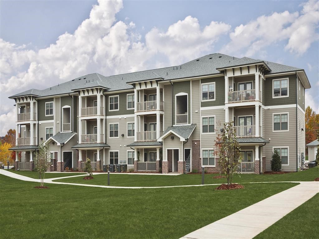 Walking Trail at Ansley at Roberts Lake, Arden, NC