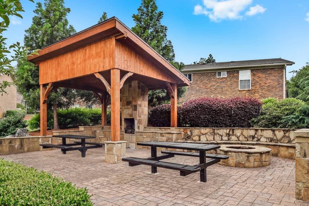 Outdoor Picnic Area at Artesian East Village, Georgia, 30316
