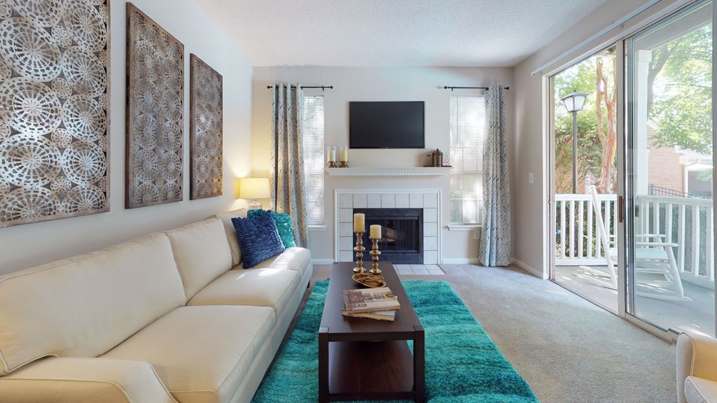 living room, the luxe suites of alexandria at Autumn Park Apartments, Charlotte, 28262