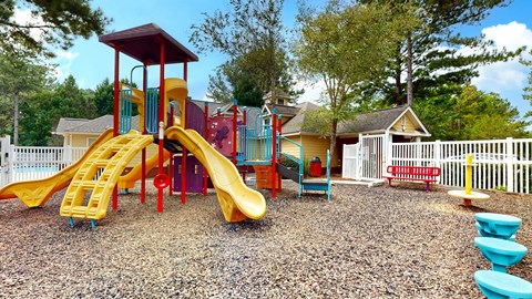 Playground at Creekside at White Oak, Newnan, 30265