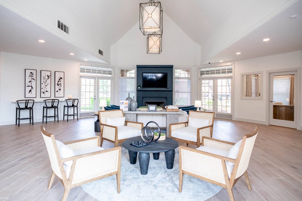 additional photo for property listing at escape at Appling Lakes, Cordova, 38016