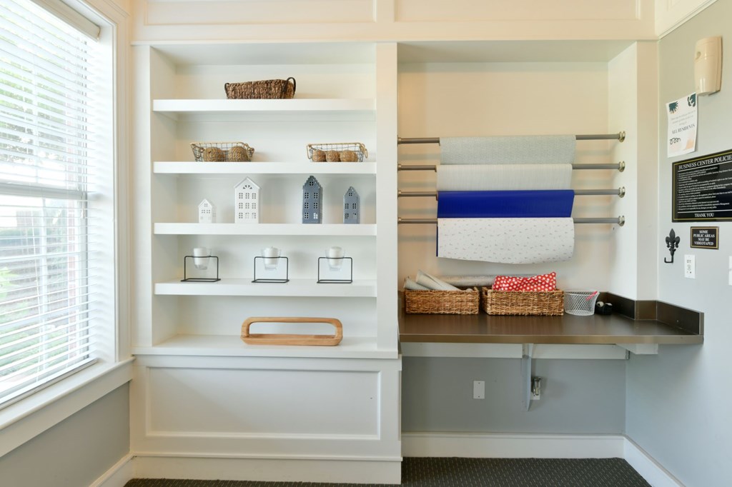 Gift Wrapping  at Cambridge Square, Overland Park