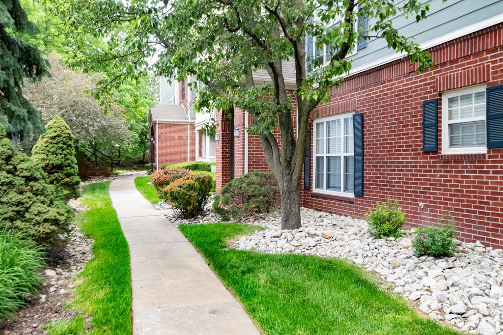 Walking Path at Cambridge Square, Overland Park, Kansas