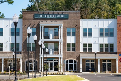 Building Exterior View at Lakeland Town Square, Lakeland, TN