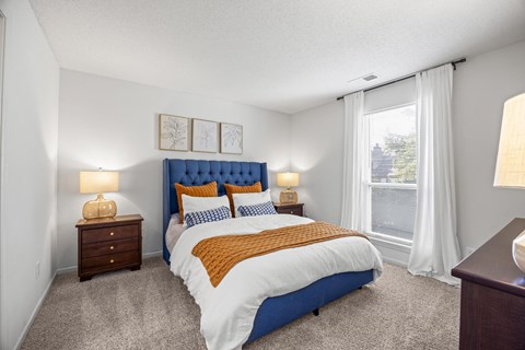 Bedroom Interior at Pointe Royal, Overland Park