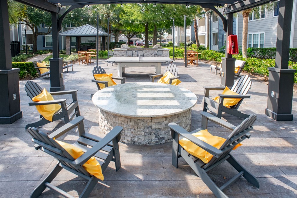 Outdoor Firepit Patio at The Moorings, League City, 77573