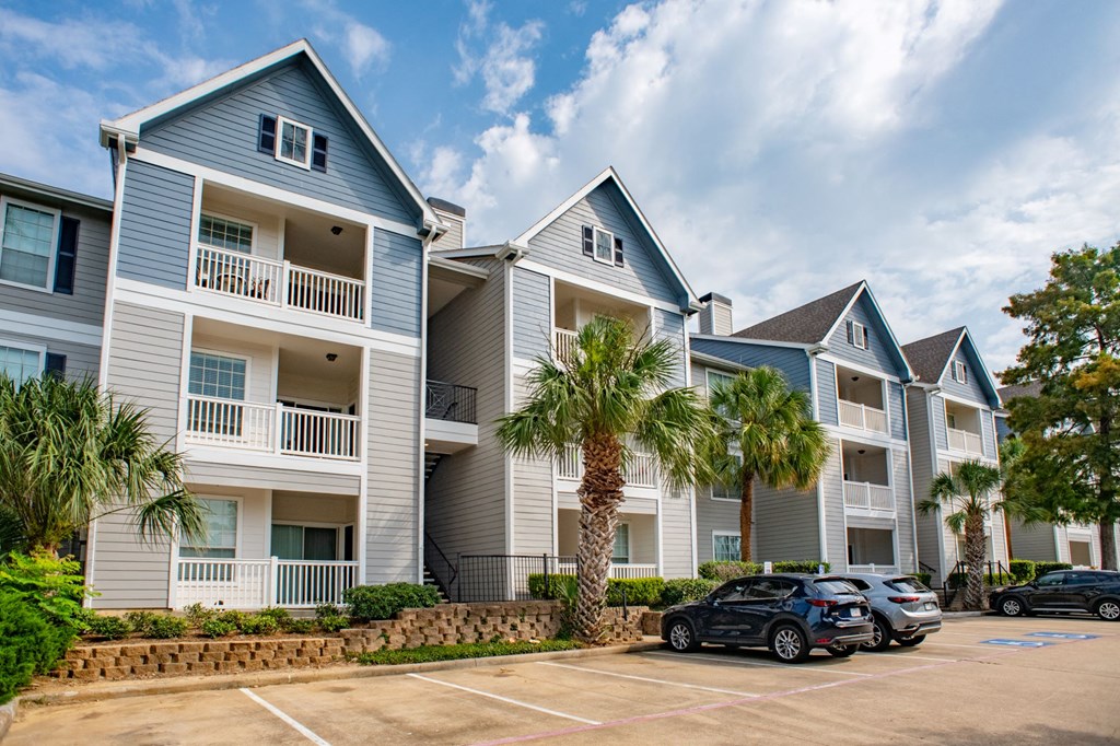 Reserved Parking Lot at The Moorings, League City