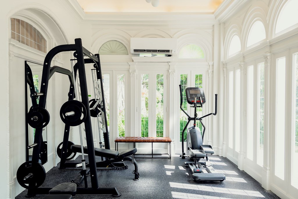 Fitness Studio at Parkview Apartments, Memphis, TN