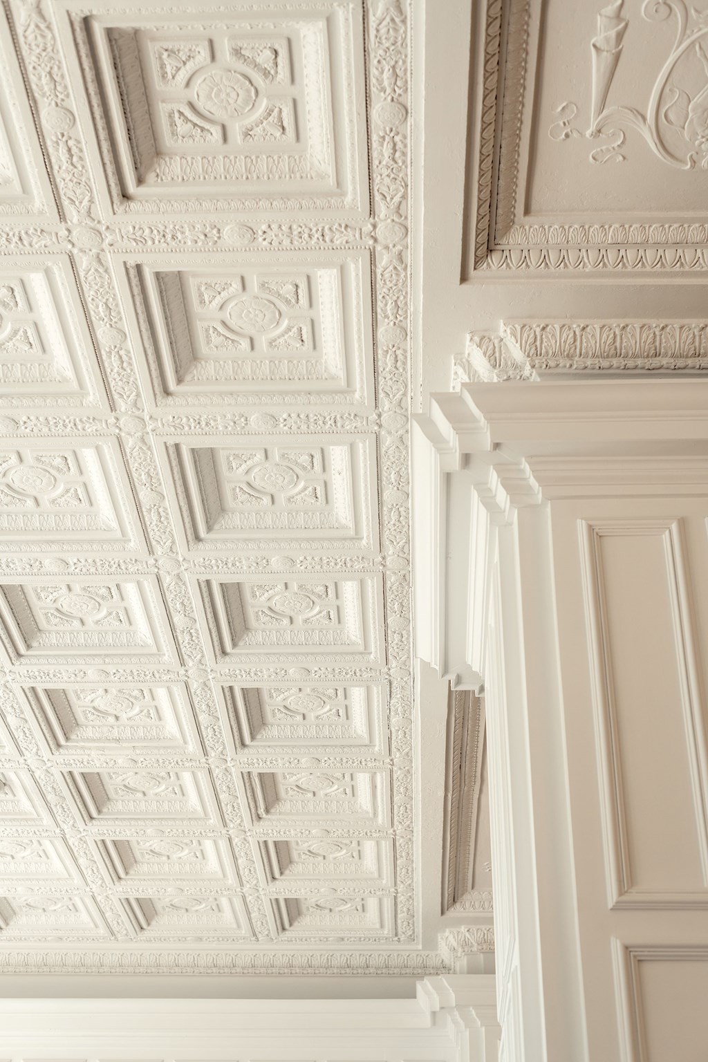 A white ceiling with decorative patterns and designs. at Parkview Apartments, Memphis, TN, 38104