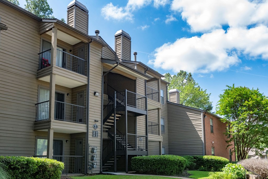 Building at The Summit Apartments, Tennessee, 38128