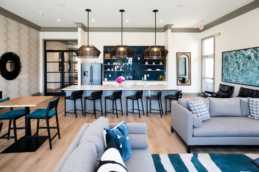 Clubhouse with Kitchen at Grand Island Apartments, Memphis