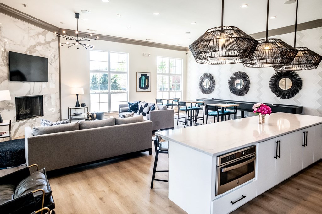 Clubhouse with Kitchen at Grand Island Apartments, Tennessee