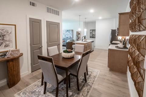 Dining Room at Grays Creek Apartments, Cordova