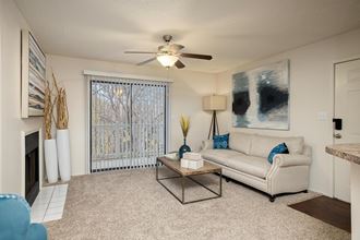 16955 West 68Th St 1-2 Beds Apartment for Rent - Photo Gallery 3