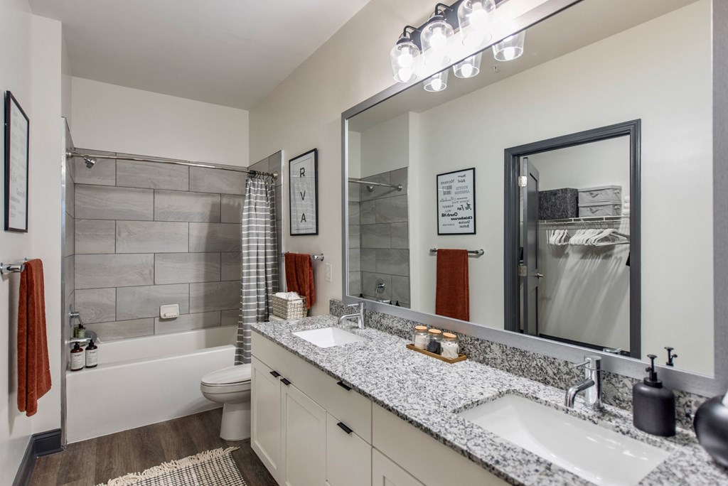 Model Master Bathroom at The Jamestown Apartment Flats, Virginia, 23224