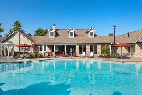 Poolat Sandstone Creek Apartments , Overland Park, KS