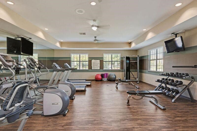 Fitness center at Sandstone Creek Apartments , Overland Park, KS