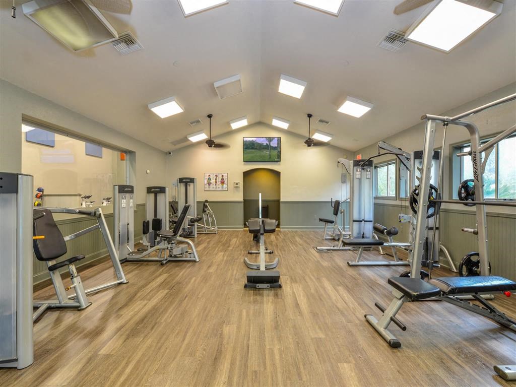 Paradise Island Apartments, 7651 Paradise Island Blvd, Jacksonville, FL