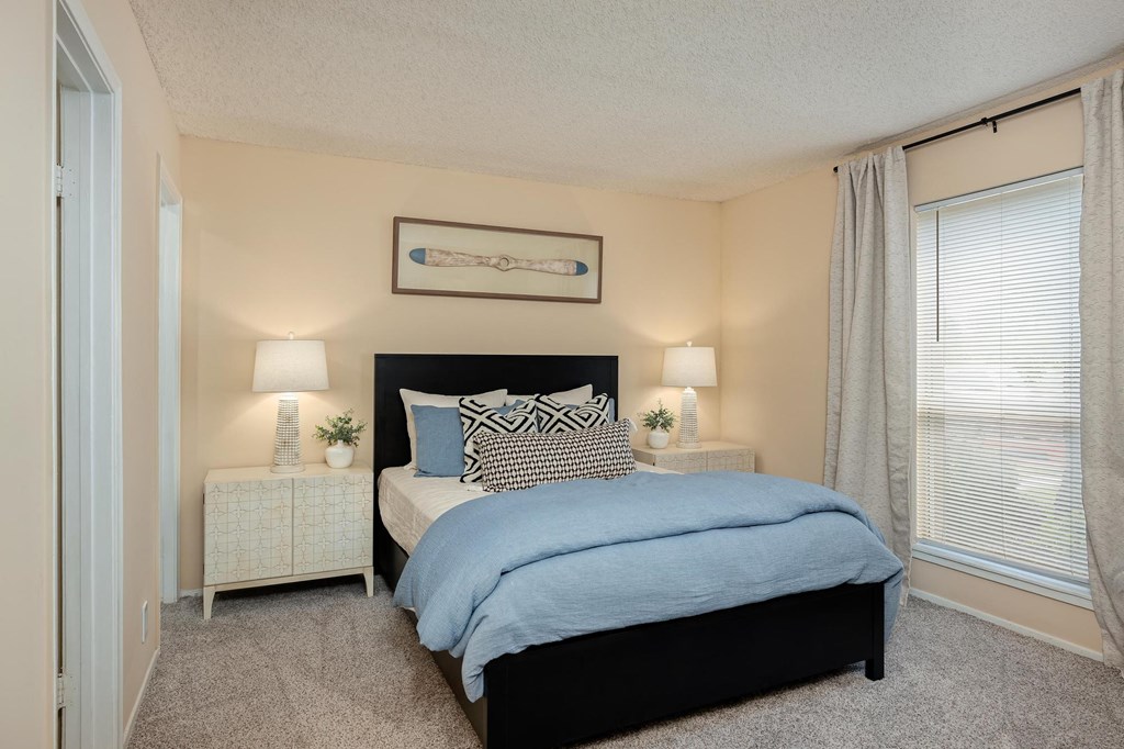 Bedroom Interior at Pointe Royal, Overland Park