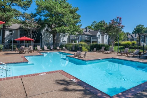 the preserve at ballantyne commons resort style swimming pool  at The Addison at Collierville, Collierville