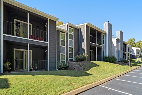 Property Exterior at Rise at Signal Mountain, Chattanooga