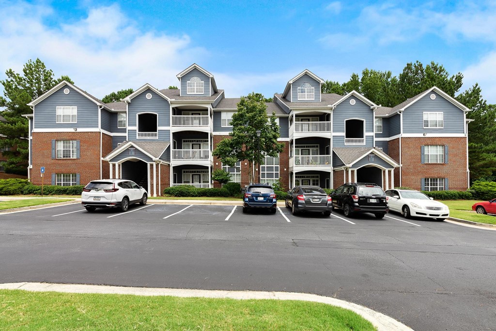 Building exterior area  at Sugarloaf Crossing Apartments, Lawrenceville GA 30046