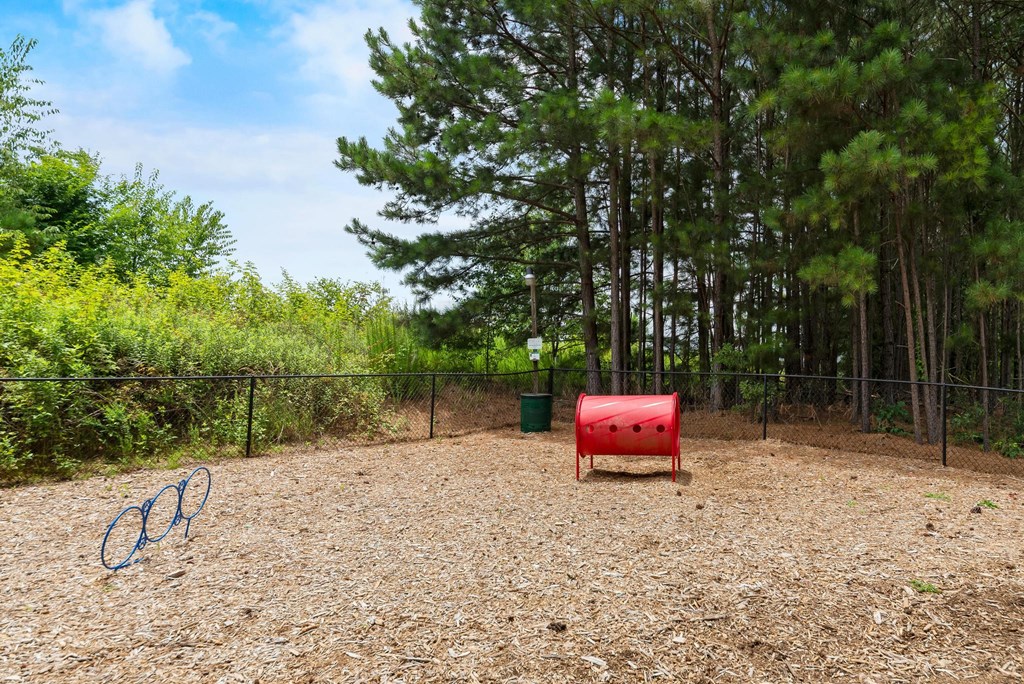 Dog park Sugarloaf Crossing Apartments, Lawrenceville GA 30046