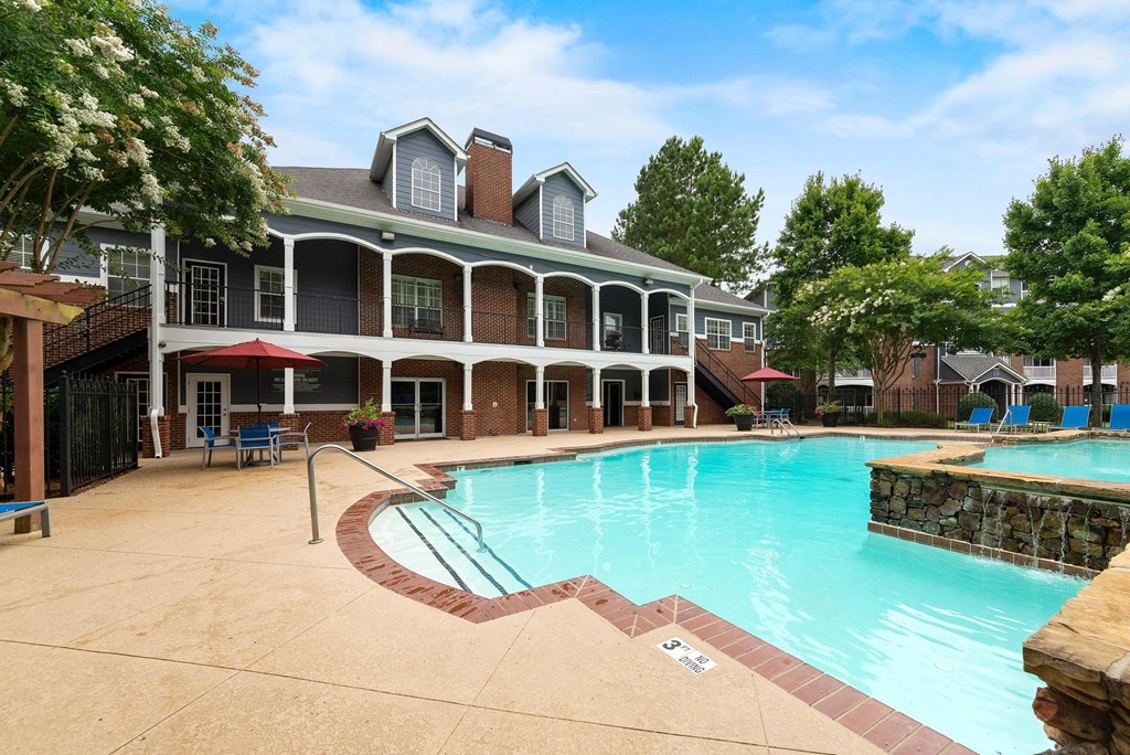 Sundeck and pool at Sugarloaf Crossing Apartments, Lawrenceville,GA 30046