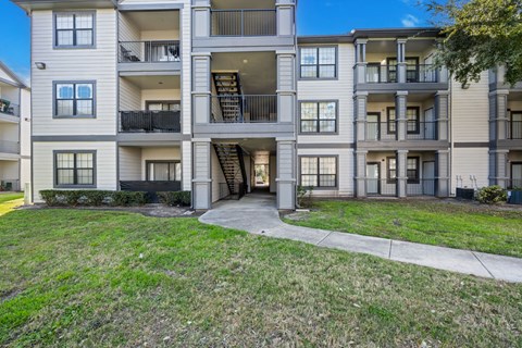 Walking Trail at The Ambrose, Houston