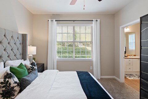 Guest bedroom  at The Berkeley Apartments, Georgia, 30096
