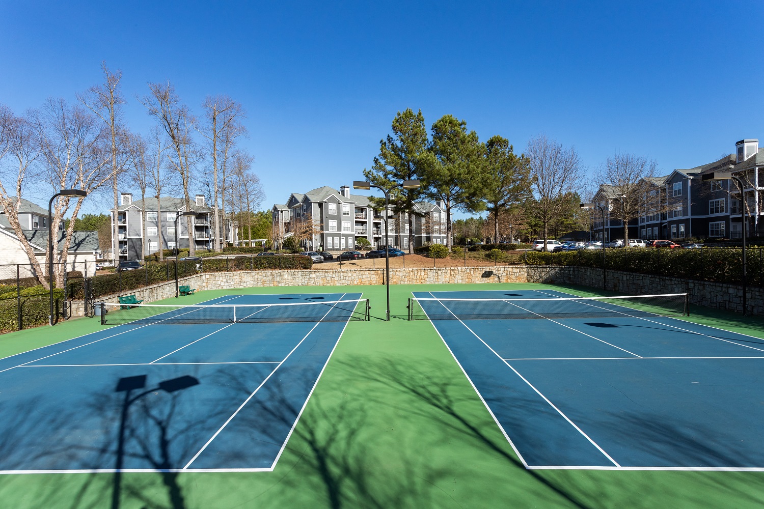 Smooth And Well Kept Tennis Court at The Berkeley Apartments, Georgia, 30096