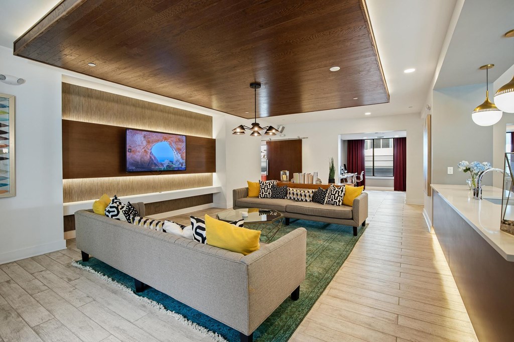 The Dartmouth North Hills Apartments