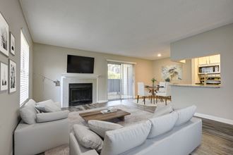 1730 Hunters Trace Dr 1-2 Beds Apartment for Rent - Photo Gallery 4
