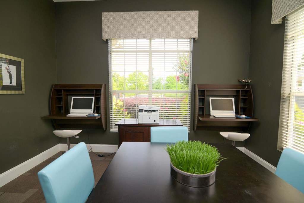 Business Center at The Shallowford, Chattanooga, TN