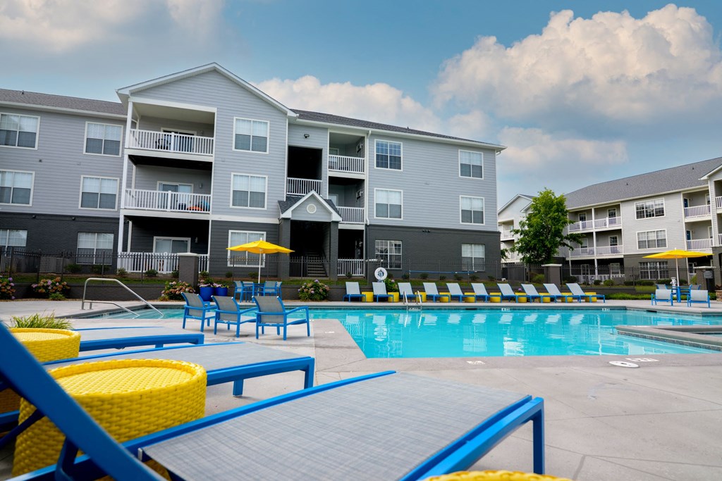 Pool and sundeck at The Shallowford, Chattanooga