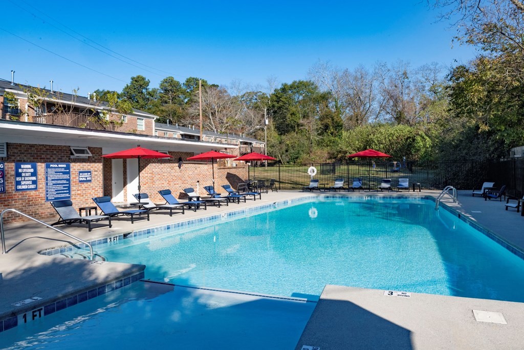 Swimming Pool with Sun Deck located at Venue at Carrolton in Carrolton, GA 30117