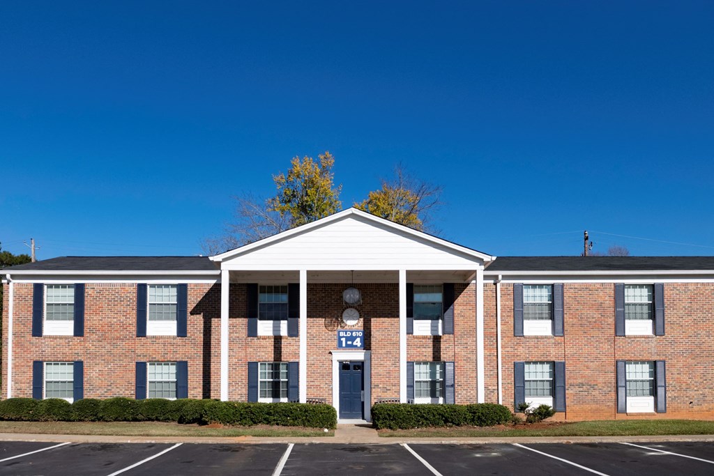 Exterior Building located at Venue at Carrolton in Carrolton, GA 30117