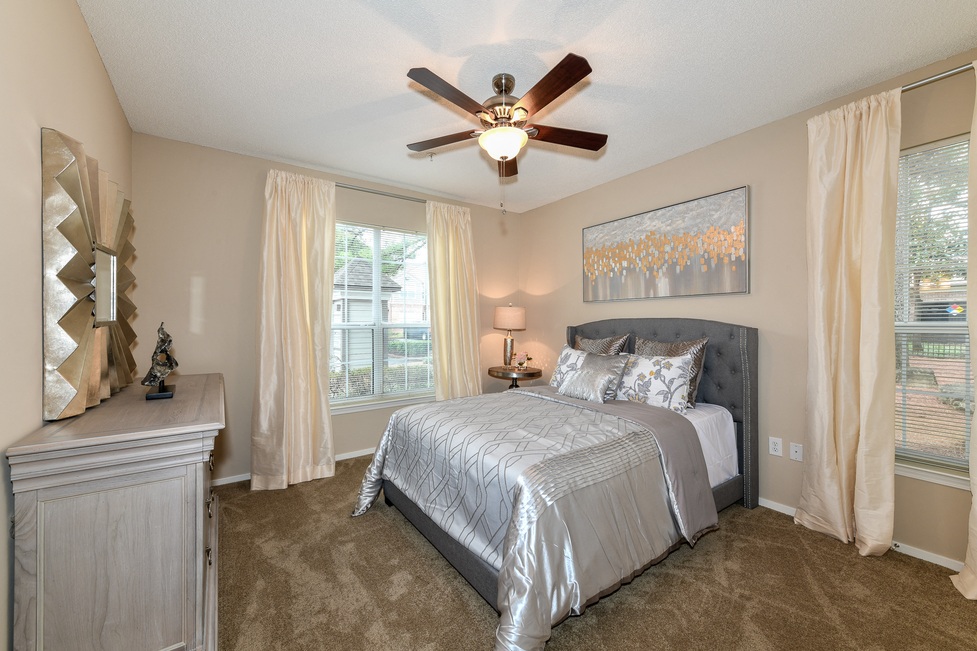 Bedroom With Expansive Windows at The Retreat at Germantown, Germantown