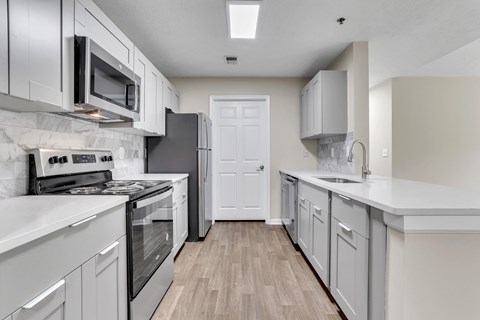 Kitchen Space at Bridgewater Apartments, Duluth, 30096