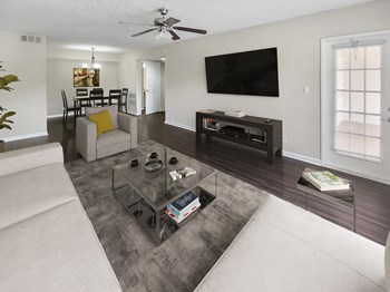 Livingroom - Photo Gallery 6