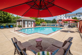 611 East Waterfront Dr 1-3 Beds Townhouse for Rent - Photo Gallery 4