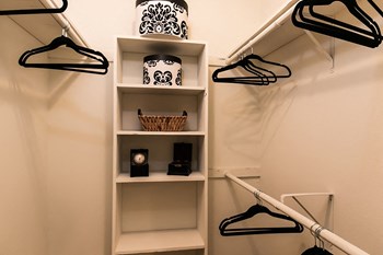 1340 Longcreek Drice 1-2 Beds Apartment for Rent - Photo Gallery 4