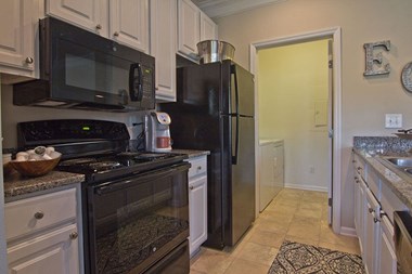 4011 Easton Way Studio-4 Beds Apartment for Rent - Photo Gallery 1