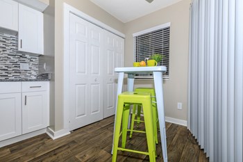 5830 River Wood Drive 2-3 Beds Townhouse for Rent - Photo Gallery 6