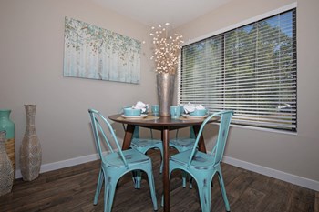 Interior - Photo Gallery 5
