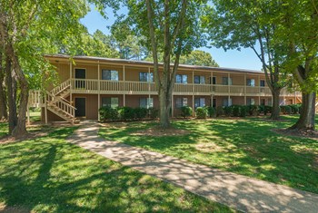 Lakewood I Ii Apartment Homes 50 Lakewood Dr Salisbury Nc Rentcafe