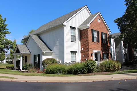 506 Stonington Circle 1-2 Beds Apartment for Rent