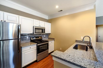 Kitchen - Photo Gallery 5